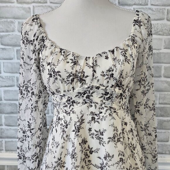Thirty Thirty LA Babydoll Mini Dress Long Sleeve Floral NEW Sm Cottage Coquette - Picture 2 of 9